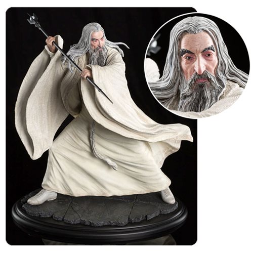 The Hobbit: Saruman The White at Dol Guldur Statue